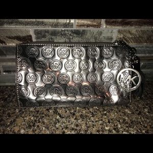 Michael Kors Makeup bag